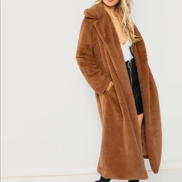 Long Fur Coat - Picture 7 of 15